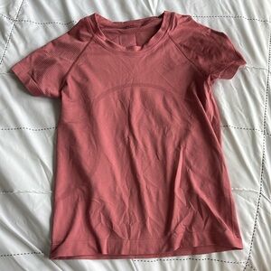 Lululemon Swiftly Tech Short Sleeve Shirt 2.0 Race Length